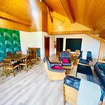 La Belle Charbonniere *