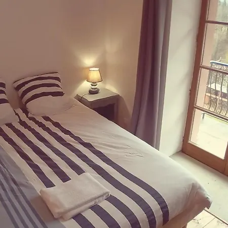 Hotel La Belle Charbonniere *