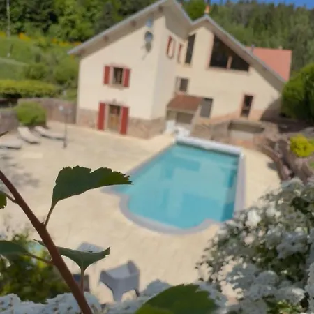 La Belle Charbonniere 호텔