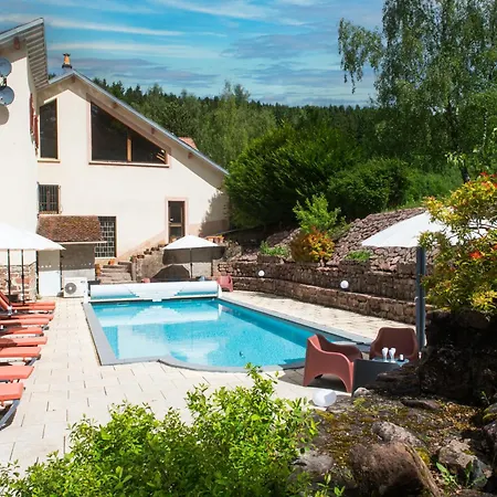 Hotel La Belle Charbonniere *